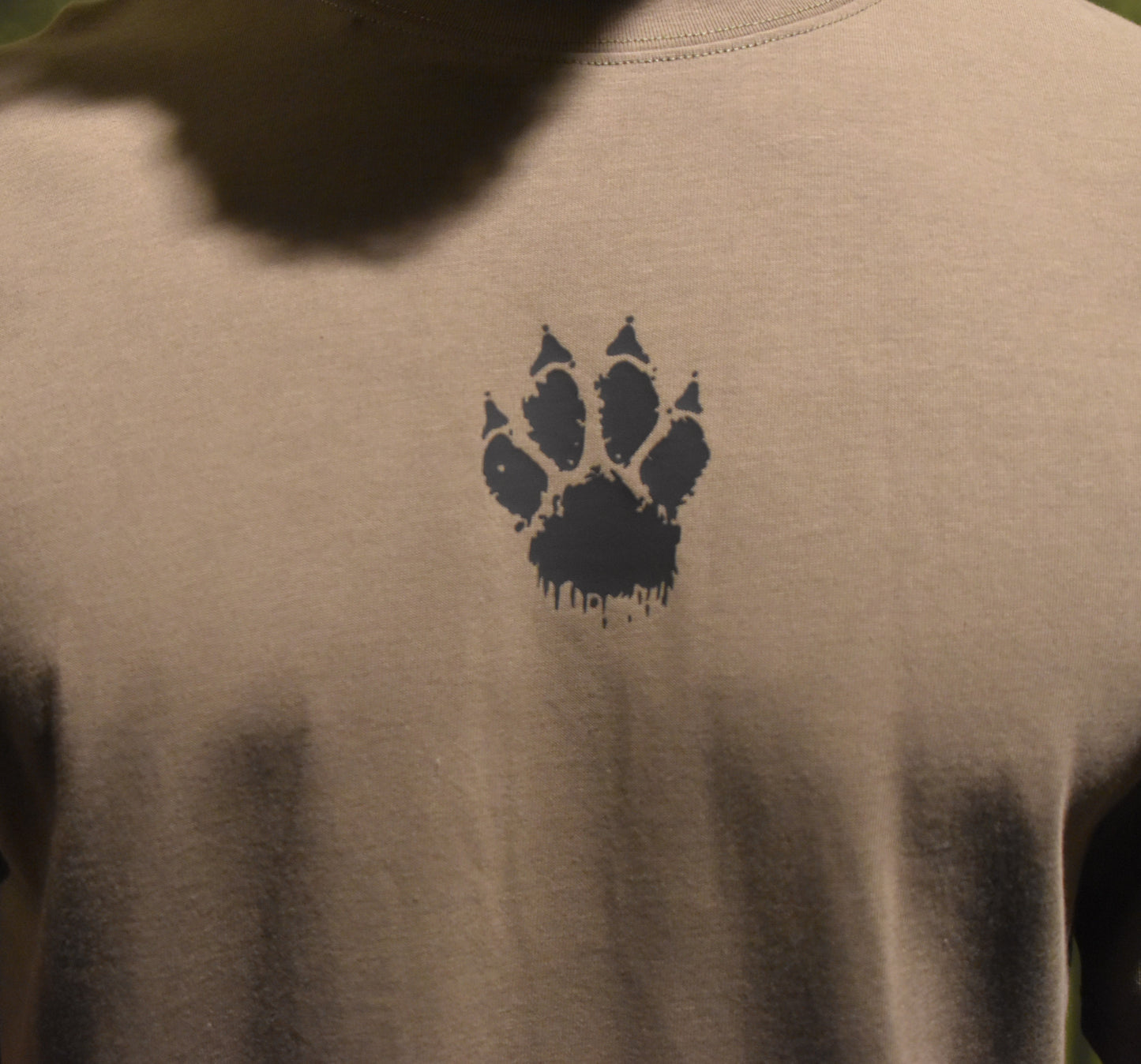 T-shirt oversize kaki motif noir