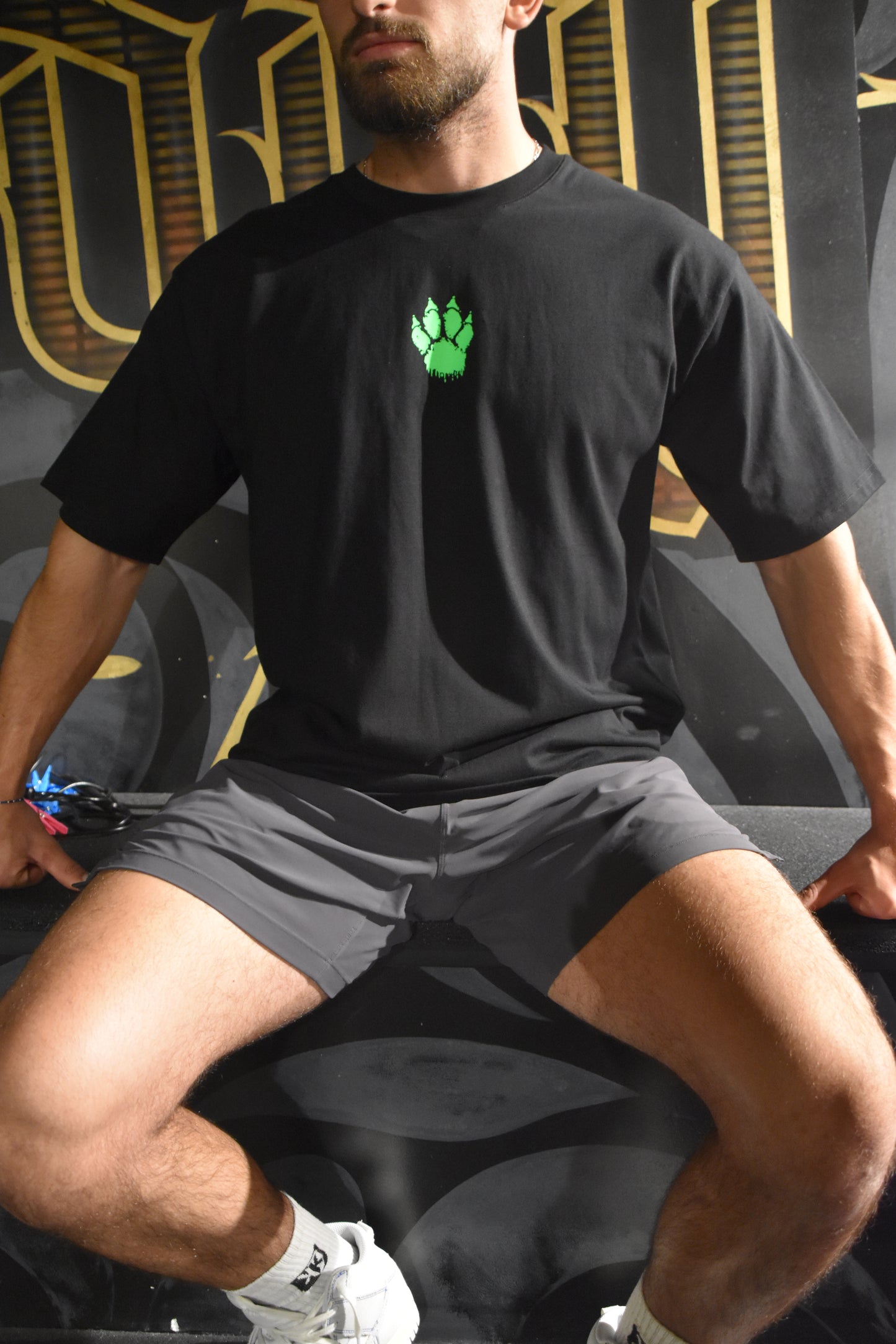 T-shirt oversize noir motif vert fluo